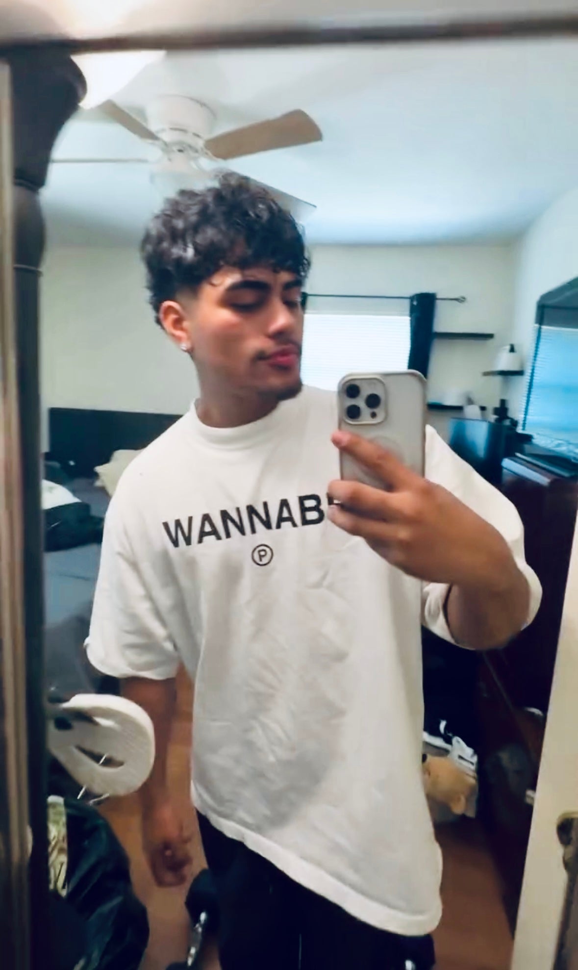 "WANNABE" Premium Boxy Tee